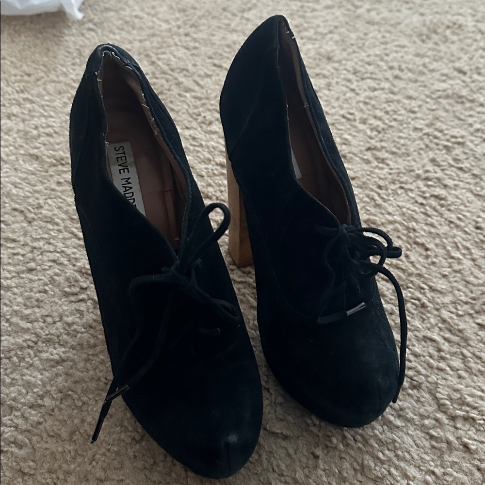 Steve Madden  blank Ankle heels! Brown wooden heel